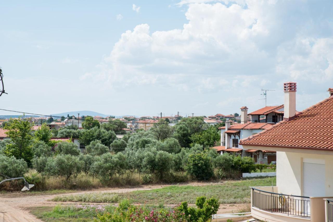 Achilleas Apartments Kalyves Polygyrou ภายนอก รูปภาพ