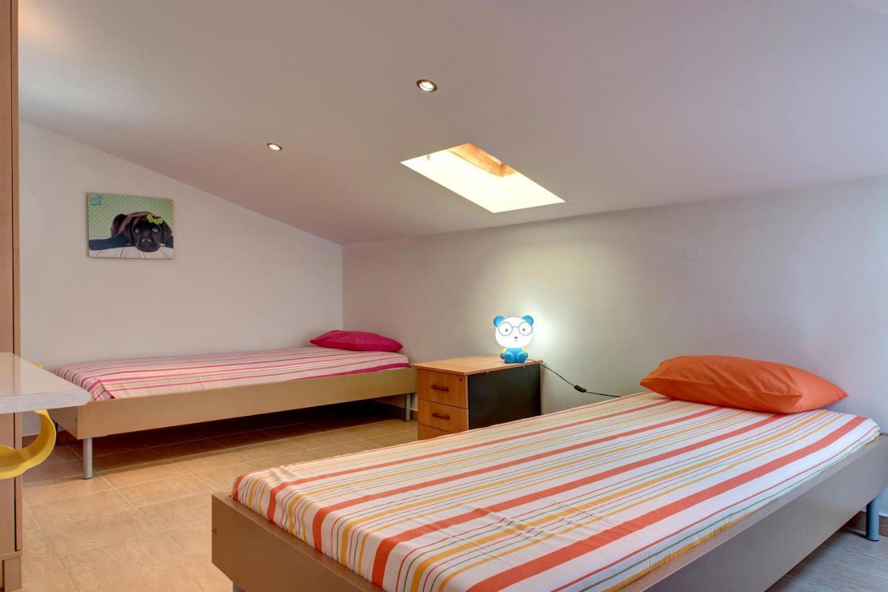Achilleas Apartments Kalyves Polygyrou ภายนอก รูปภาพ