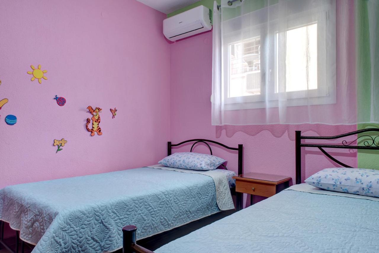 Achilleas Apartments Kalyves Polygyrou ภายนอก รูปภาพ