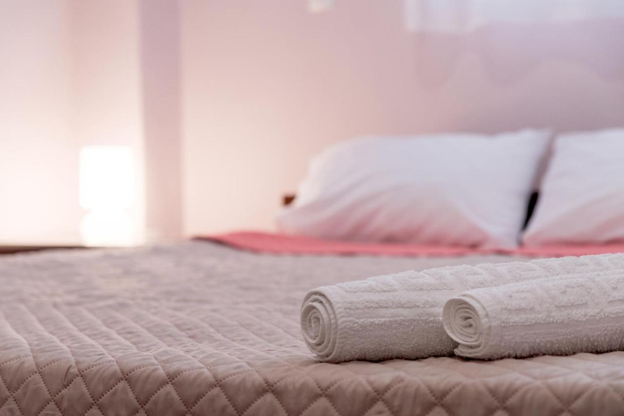 Achilleas Apartments Kalyves Polygyrou ภายนอก รูปภาพ
