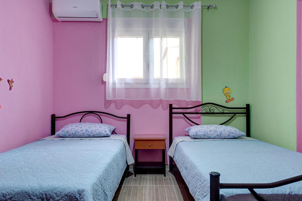 Achilleas Apartments Kalyves Polygyrou ภายนอก รูปภาพ